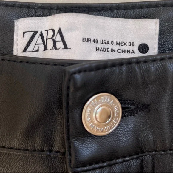 Zara Black 90’s Full Length Faux Leather Pants 8 Straight Leg - Picture 3 of 5